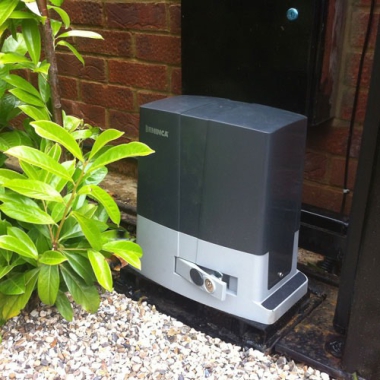 BỘ CỔNG TRƯỢT BULL8M